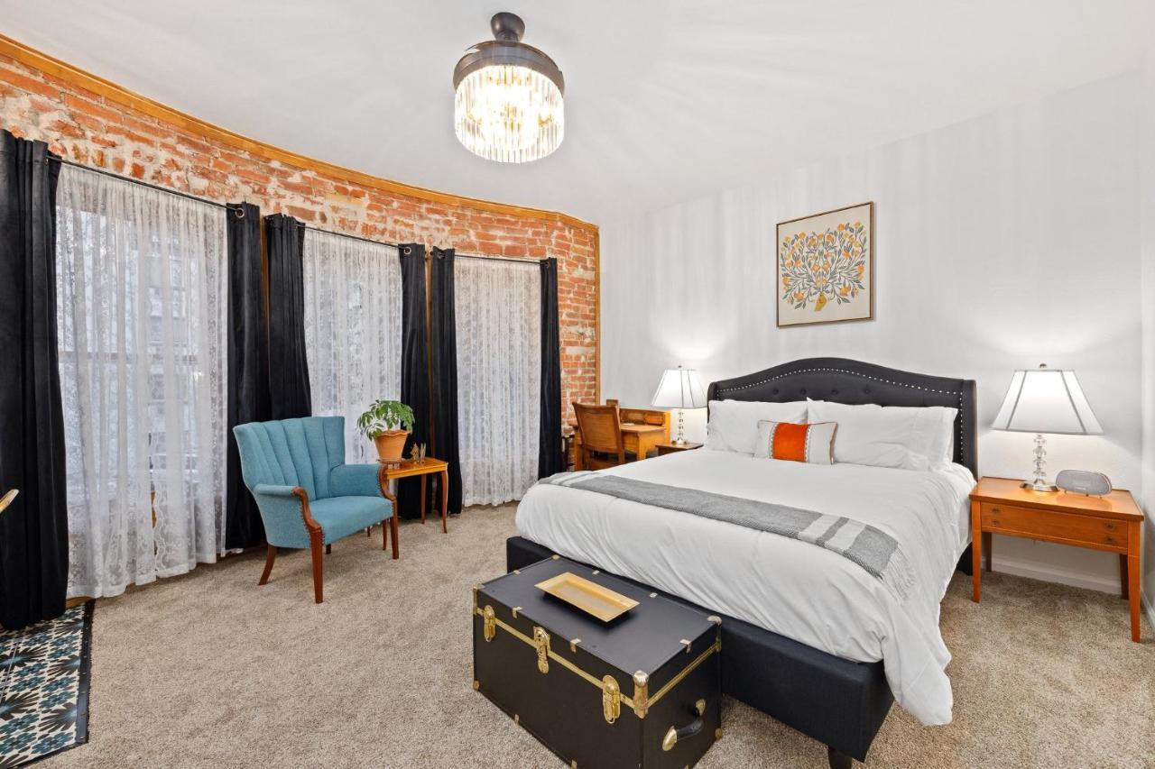Flora House Denver Ngoại thất bức ảnh