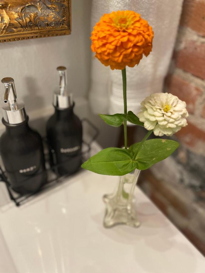 Flora House Denver Ngoại thất bức ảnh