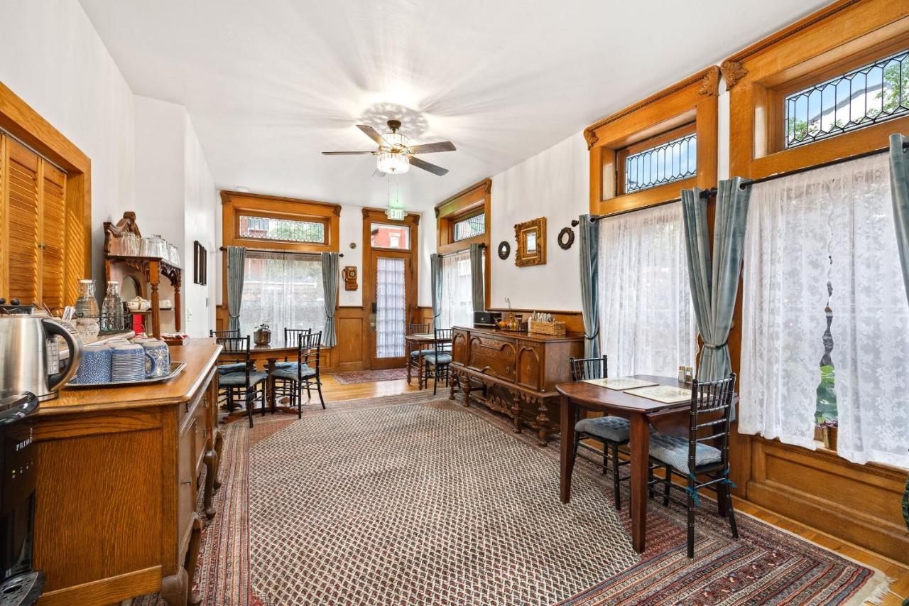 Flora House Denver Ngoại thất bức ảnh